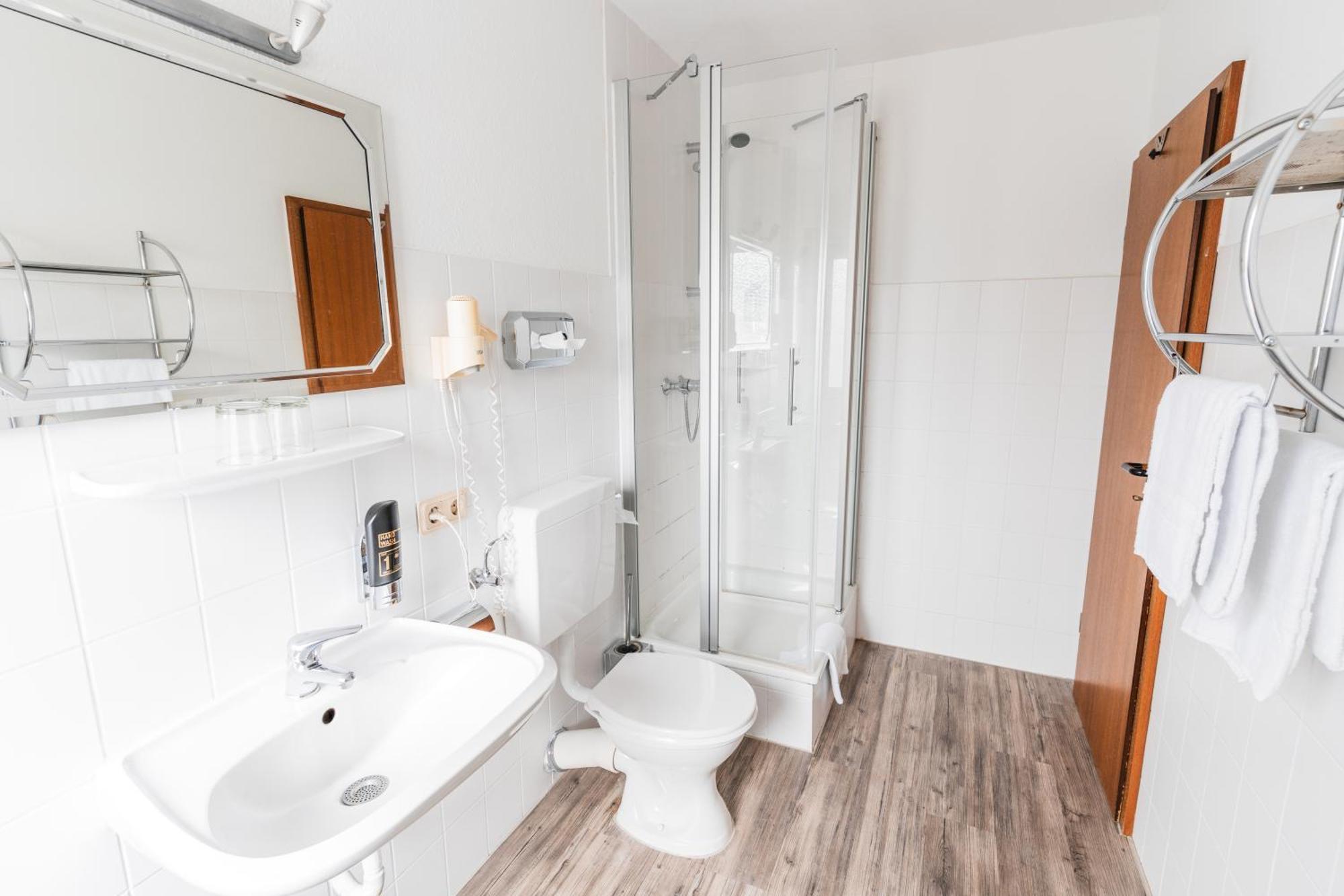 Hotel Apartments Restaurant Cala Luna Marburg Ngoại thất bức ảnh