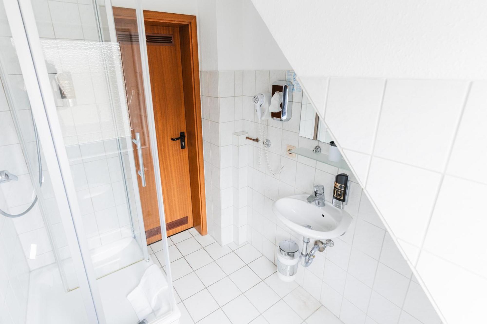 Hotel Apartments Restaurant Cala Luna Marburg Ngoại thất bức ảnh